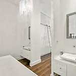 Apartment Croisette Luxury Waterfront Across The Sea *