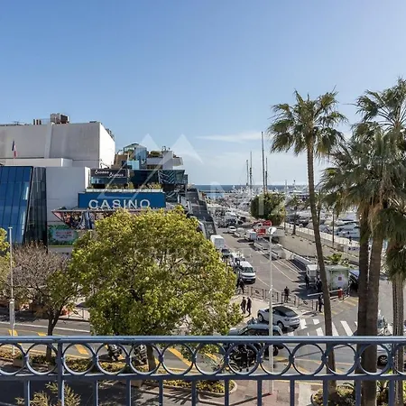 Croisette Luxury Waterfront Across The Sea Apartment