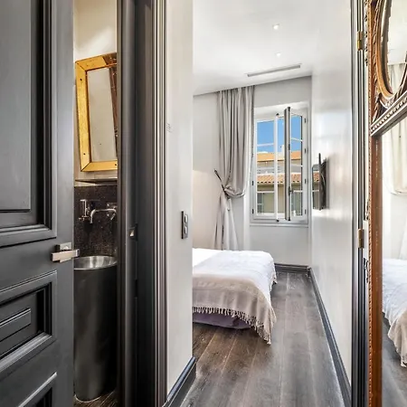 Croisette Luxury Waterfront Across The Sea Apartament Cannes